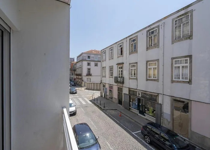 Urban Terrace Apartment *